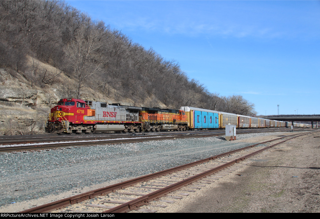 BNSF 4718 West